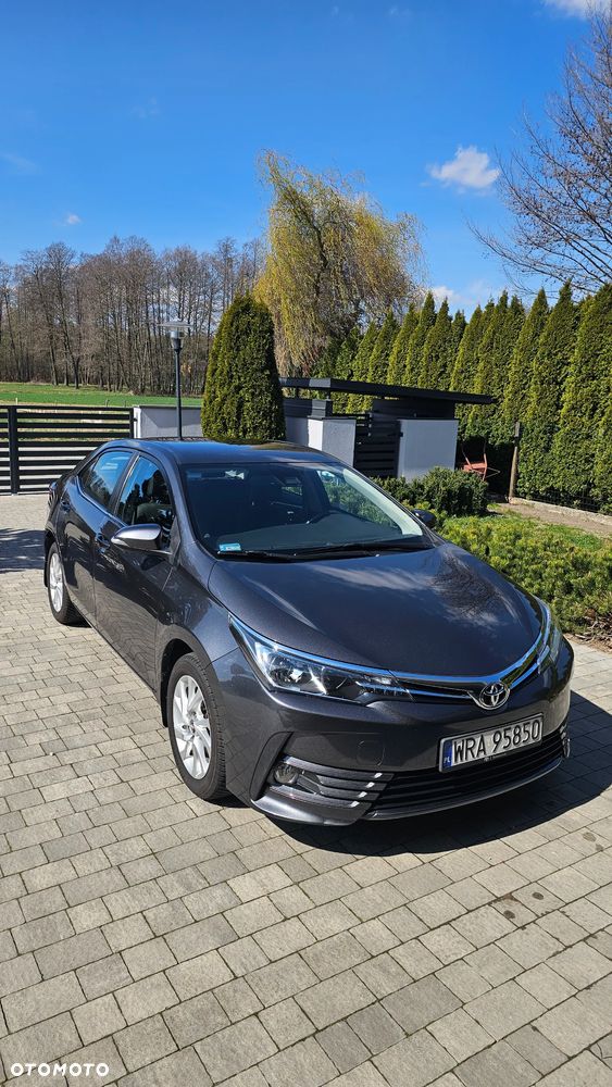 Toyota Corolla 1.6 Comfort - 1