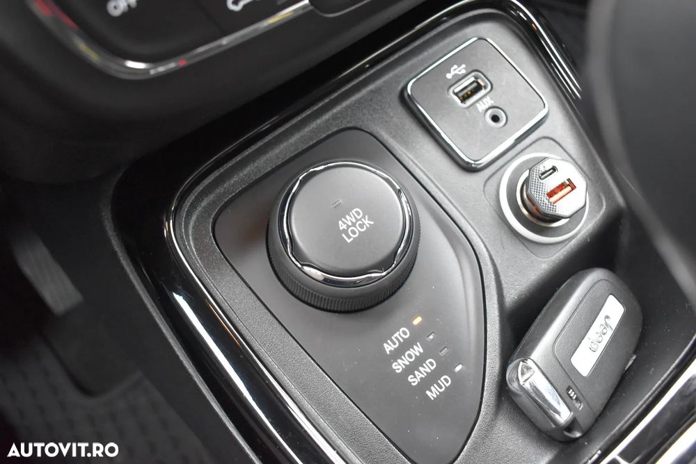 Jeep Compass 2.0 M-Jet 4x4 AT Limited - 20