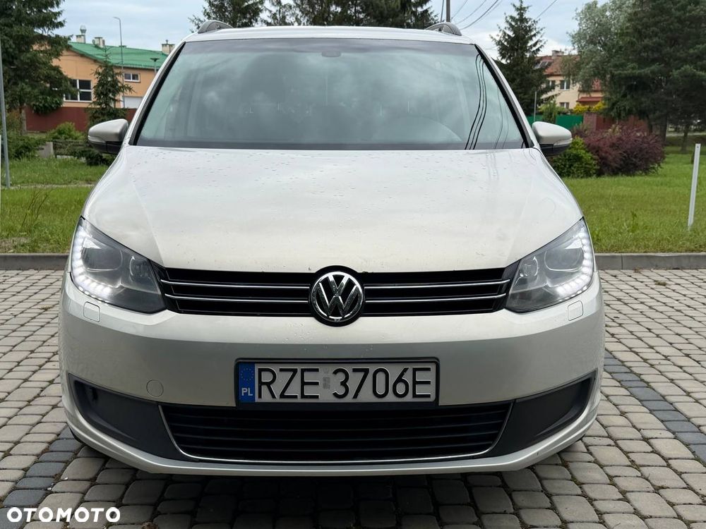 Volkswagen Touran - 5