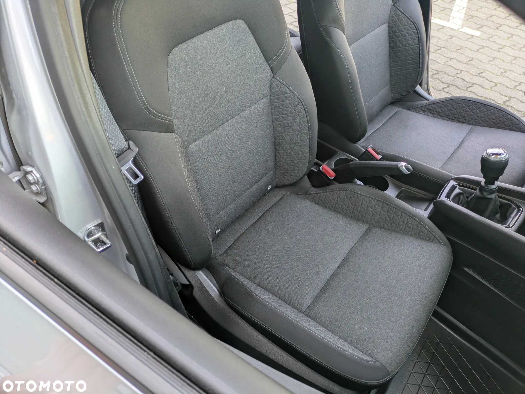 Renault Clio 1.0 TCe Zen - 12