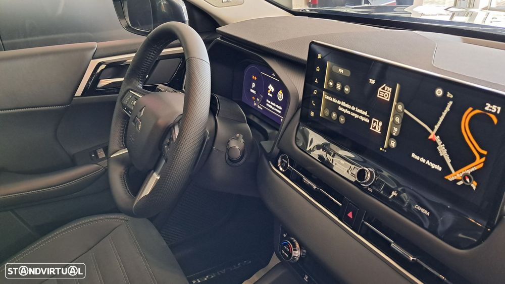 Mitsubishi Outlander 2.4 PHEV Sensei - 4