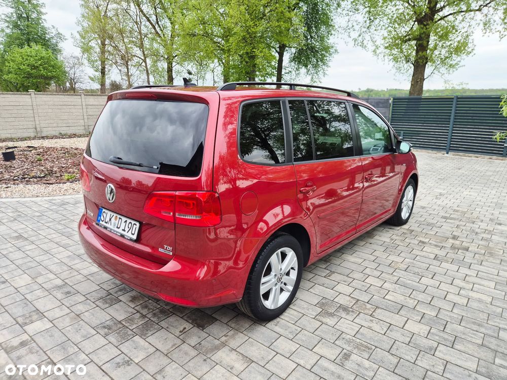 Volkswagen Touran 1.6 TDI DPF DSG MATCH - 4