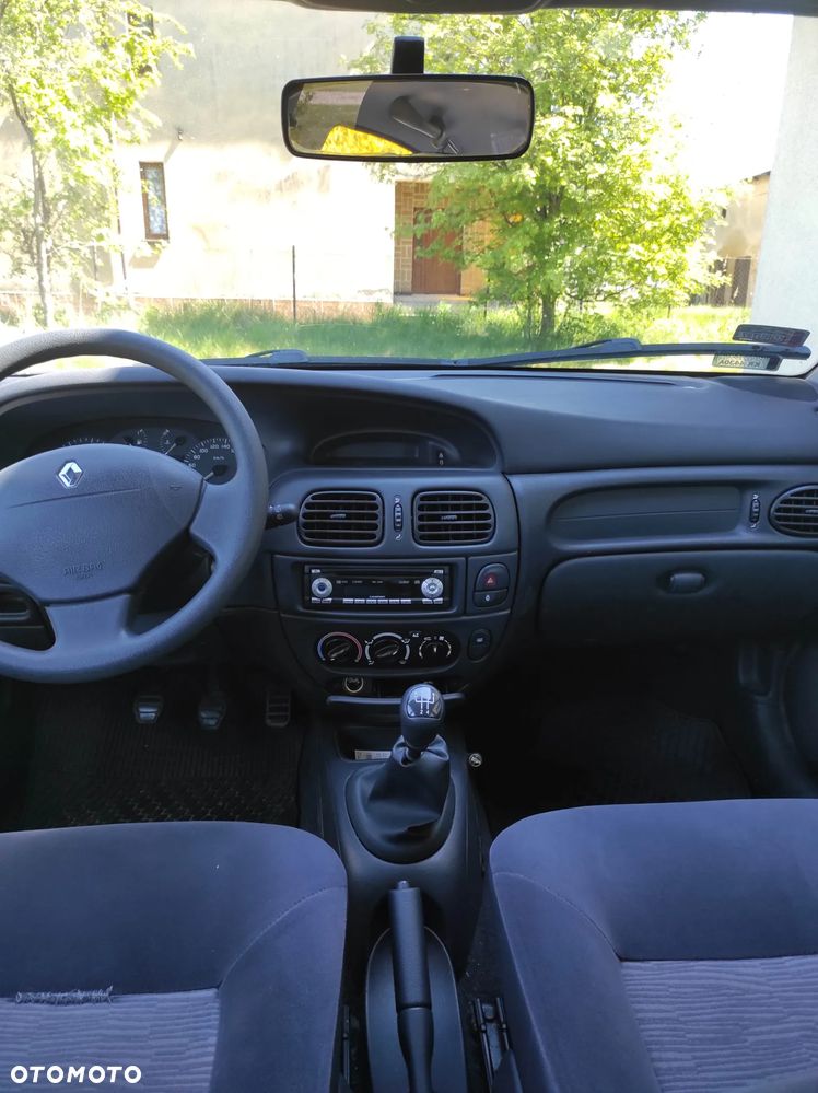 Renault Megane 1.4 16V Air - 5