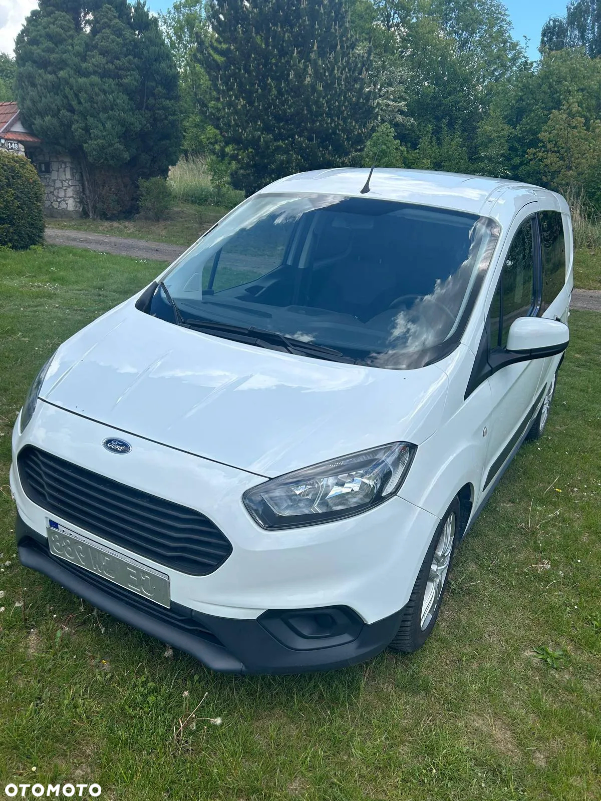 Ford Transit Courier - 2