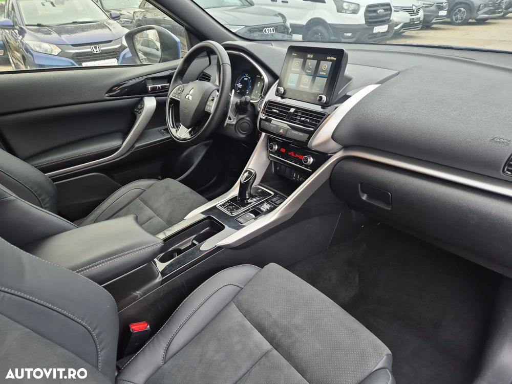 Mitsubishi Eclipse-Cross Plug-In Hybrid 4WD Select Black - 24