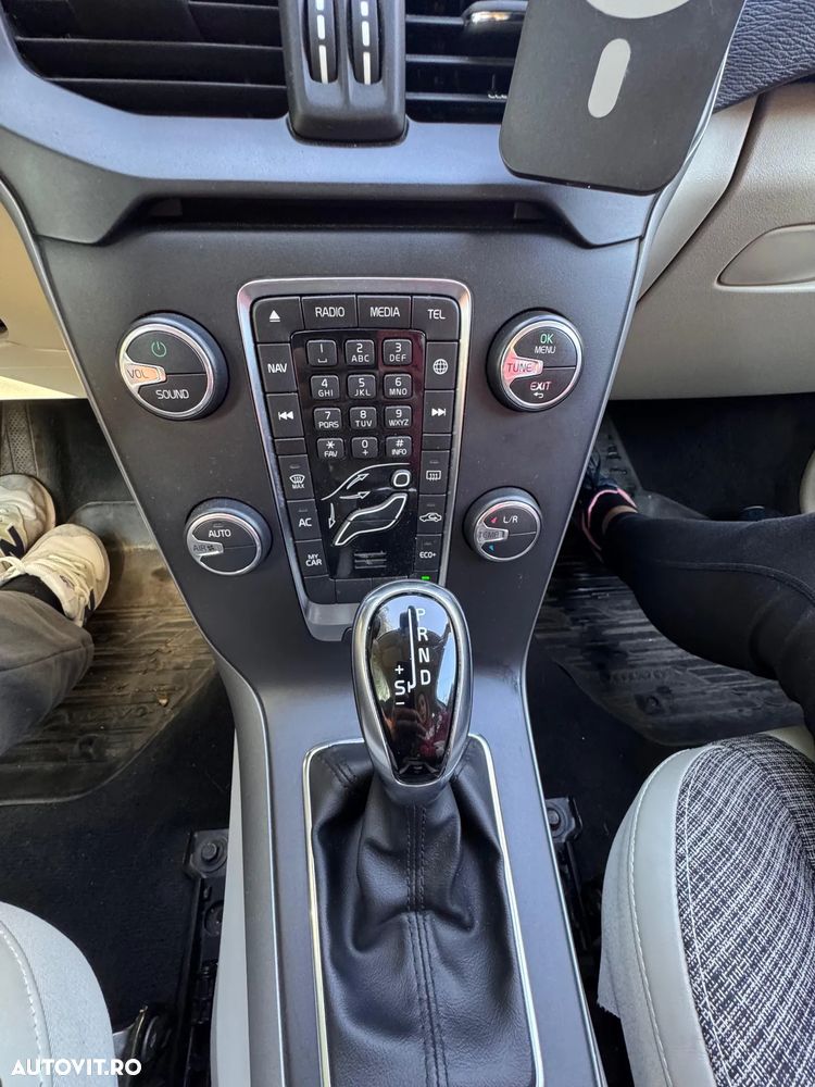 Volvo V40 - 10