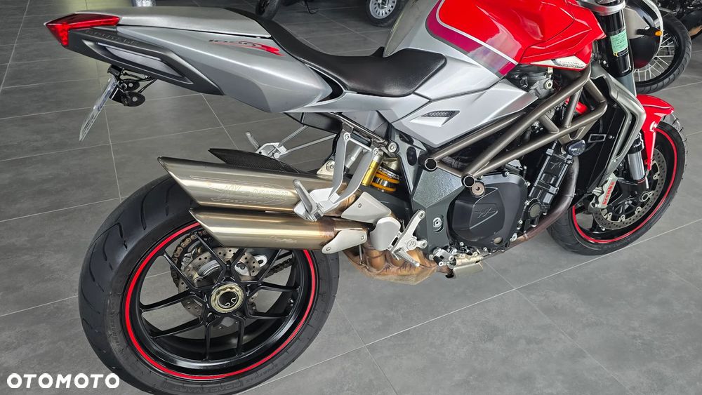 MV AGUSTA Brutale - 36
