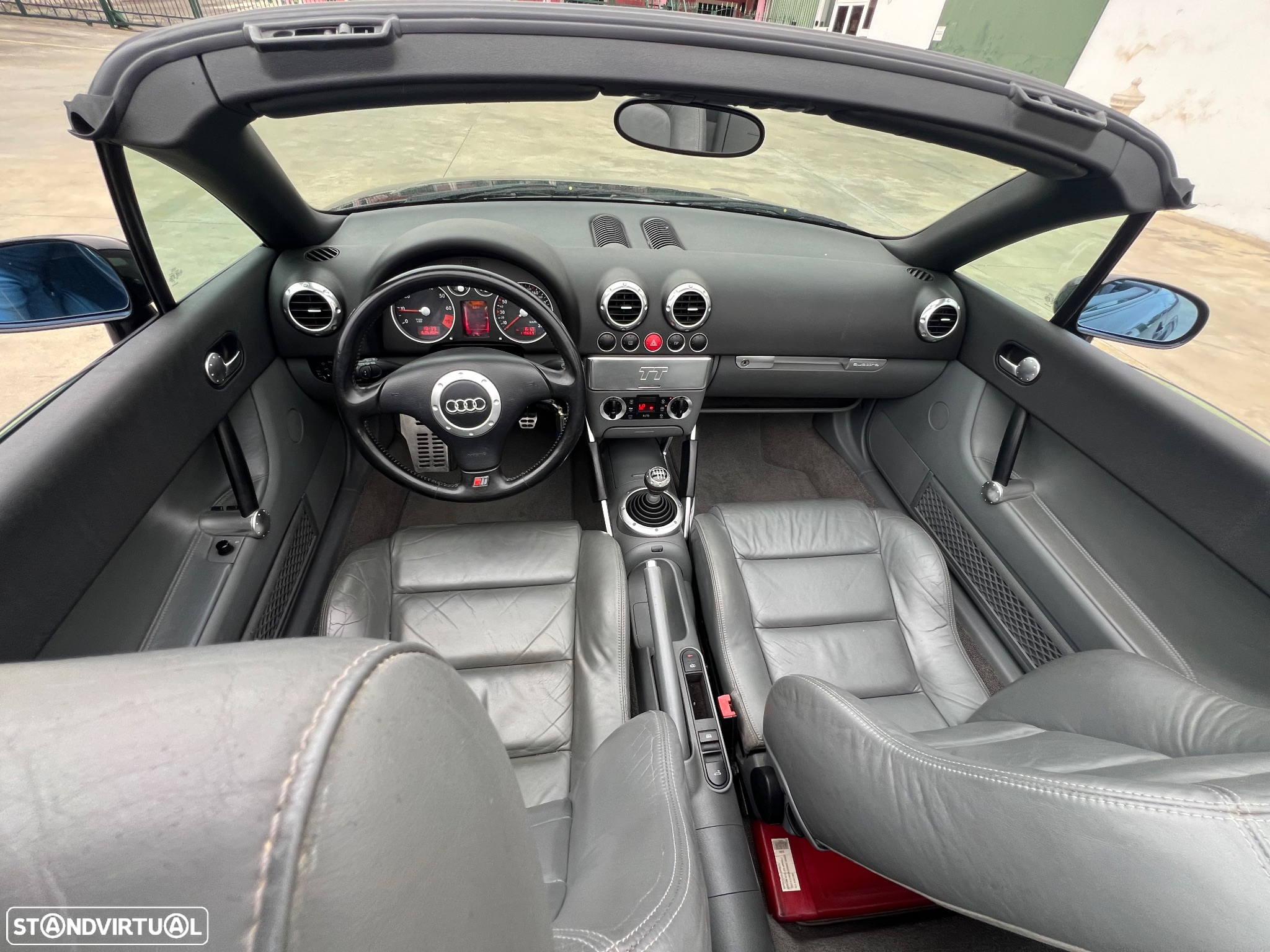 Audi TT Coupé 1.8 T quattro - 10