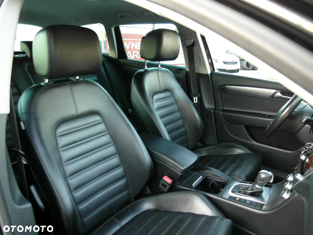 Volkswagen Passat 2.0 TDI 4Motion DSG BlueMotion Tech R-Line - 20