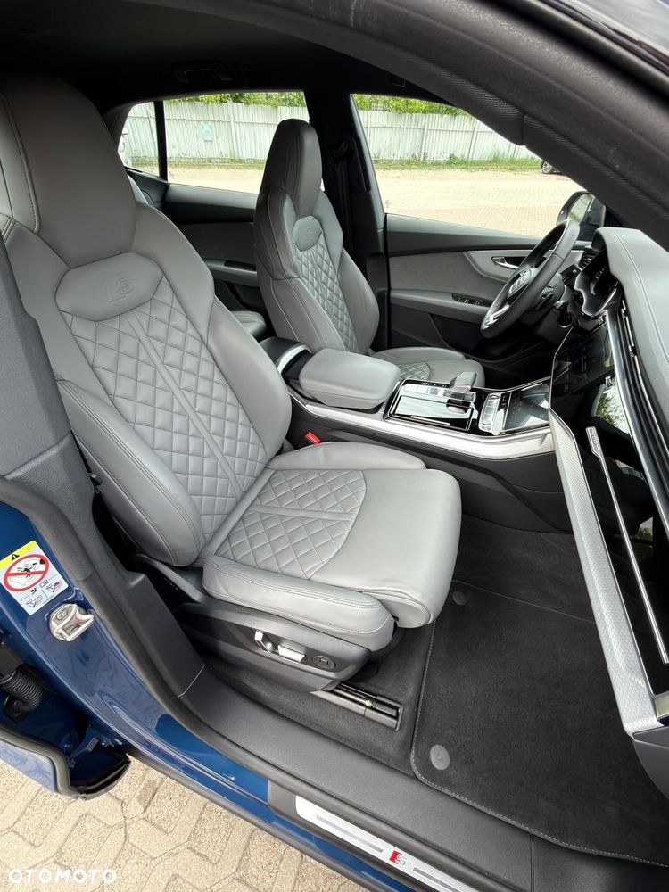Audi SQ8 TFSI Quattro Tiptronic - 12