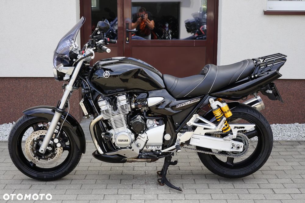Yamaha XJR - 21