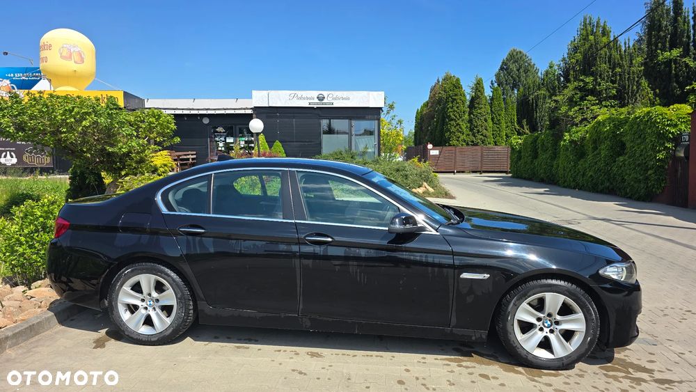 BMW Seria 5 518d Business Edition - 3