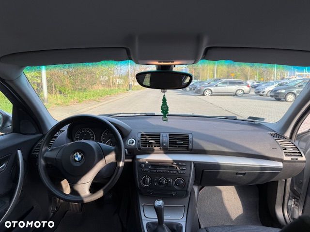 BMW Seria 1 116i - 3