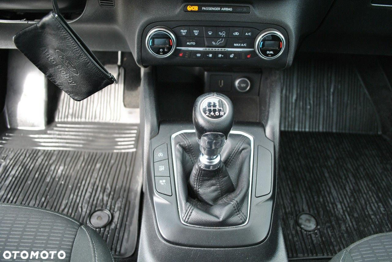 Ford Focus 1.0 EcoBoost Trend - 18