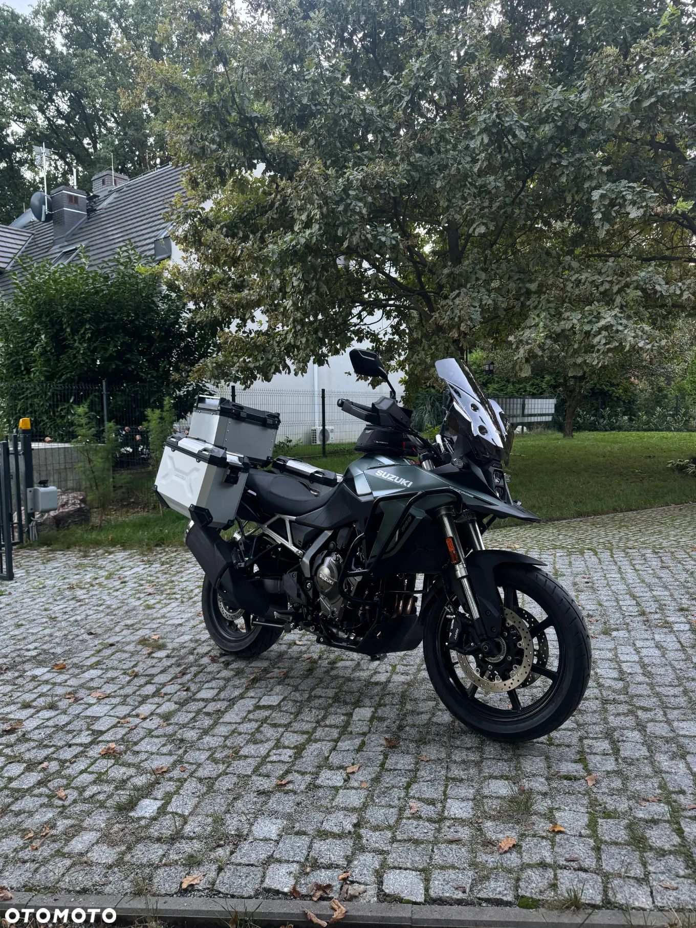 Suzuki V-STROM - 1