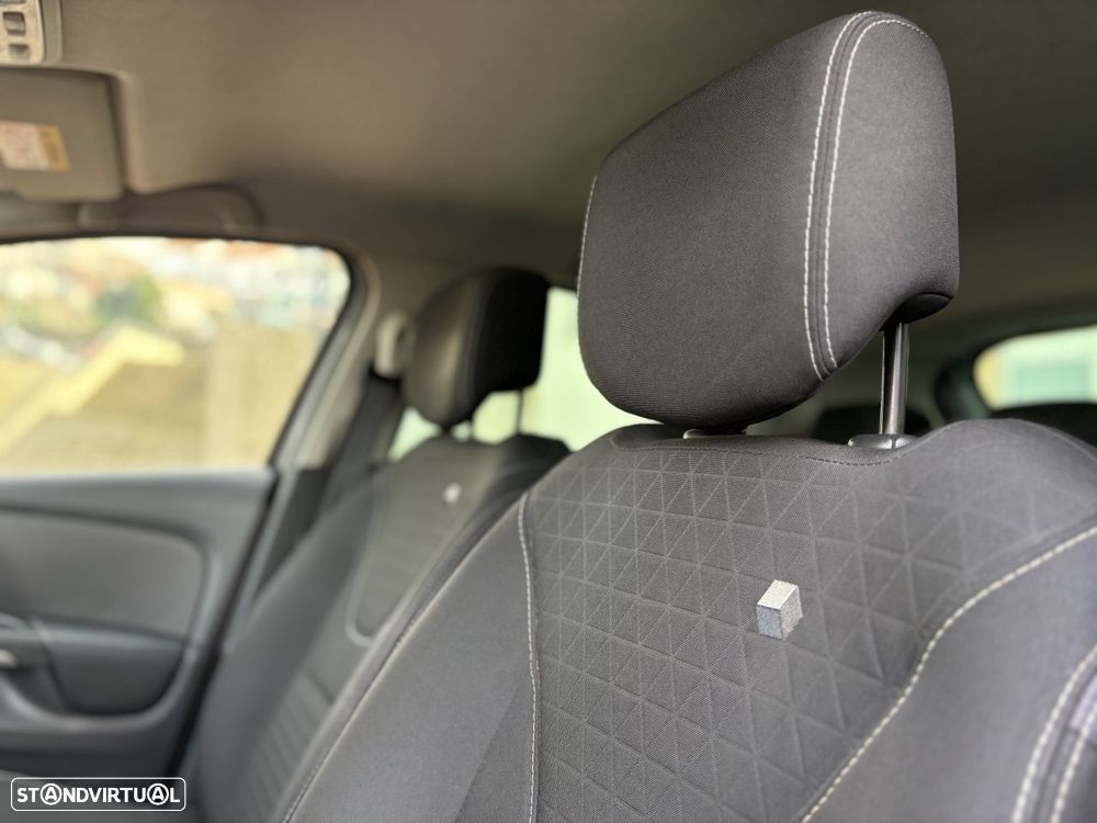 Renault Clio 0.9 TCe Limited Edition - 11