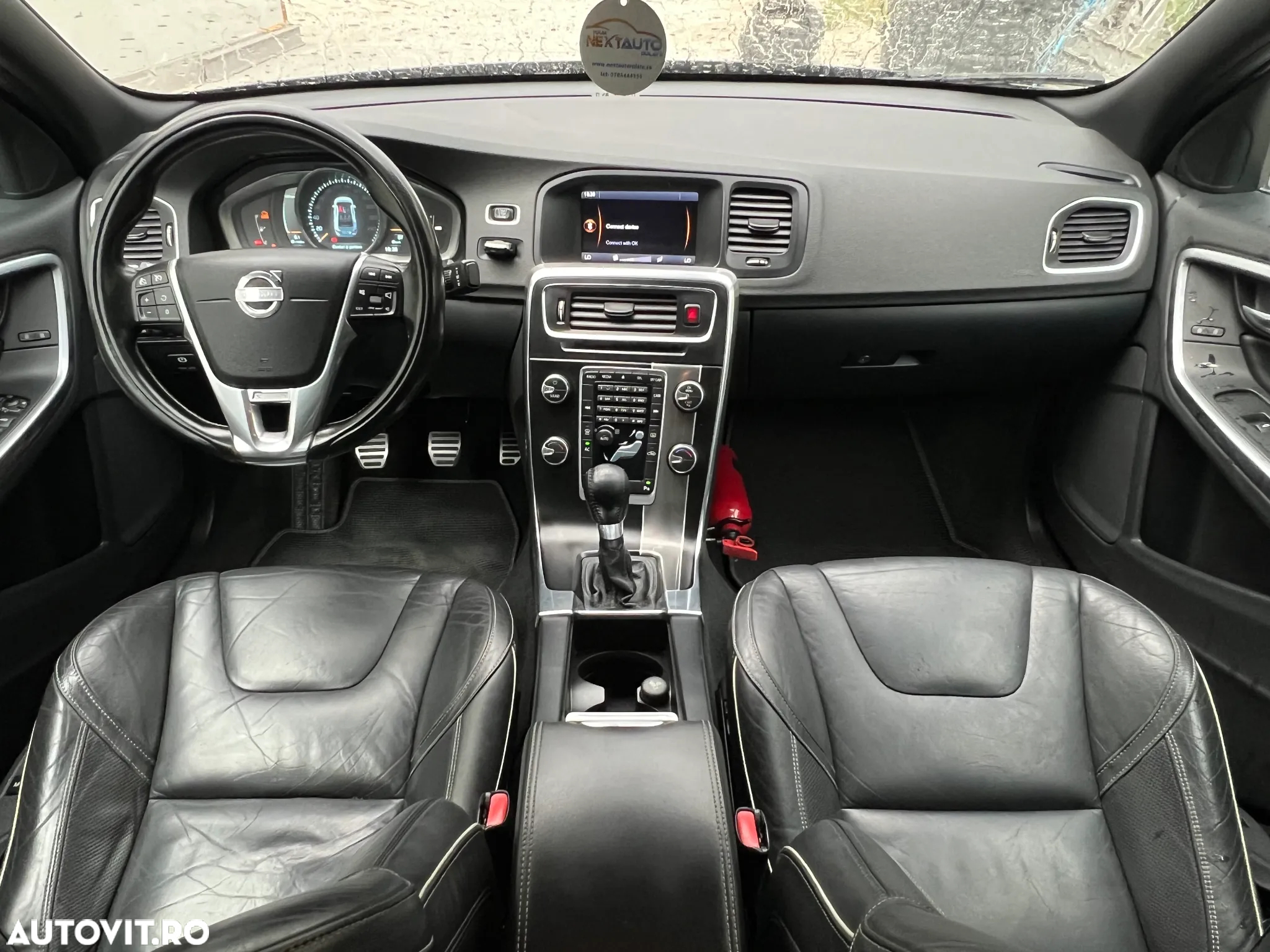 Volvo S60 D3 Start-Stop R-Design - 10