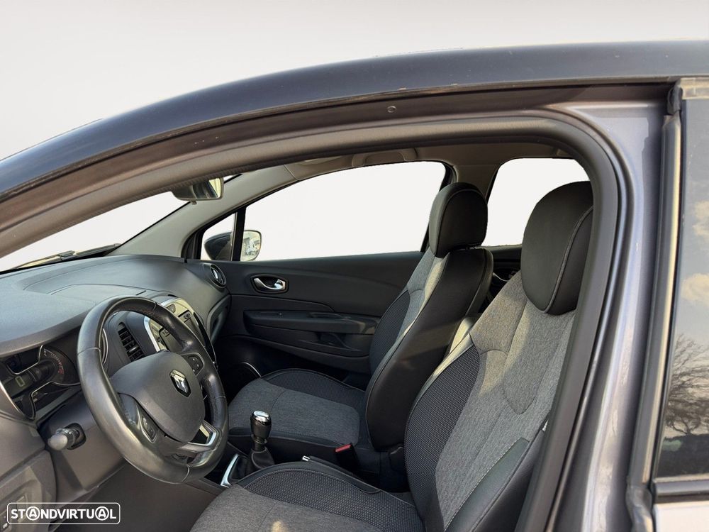 Renault Captur 1.2 TCe Initiale Paris - 9