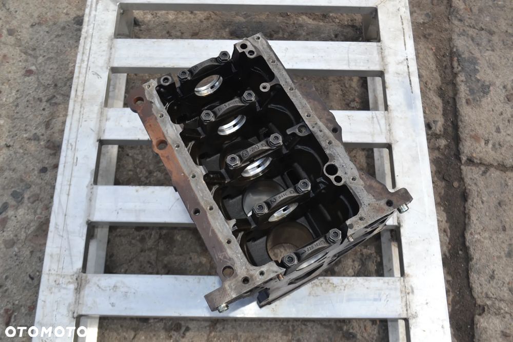 VW AUDI SEAT SKODA 2,0 TDI BKD AZV BLOK SILNIKA 038021CF - 3