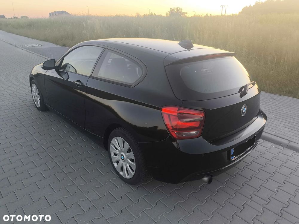 BMW Seria 1 114i - 5