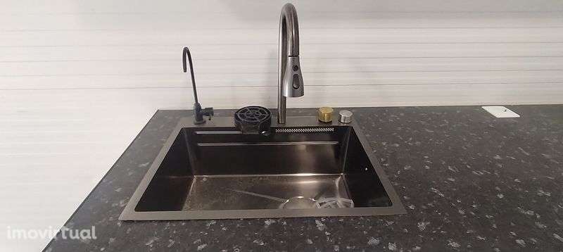 Casa pré fabricada em painel sanduíche - Grande imagem: 4/4