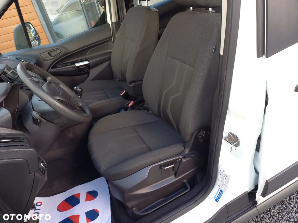 Ford Transit Connect - 14