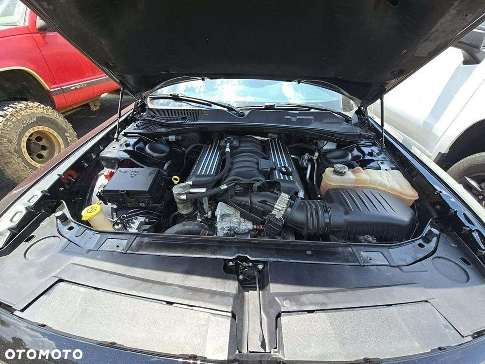 Dodge Challenger - 10