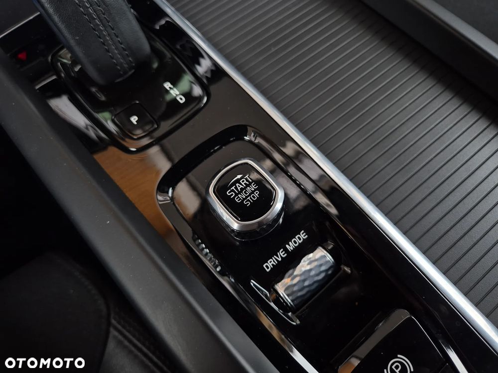 Volvo XC 60 B4 B Inscription - 18