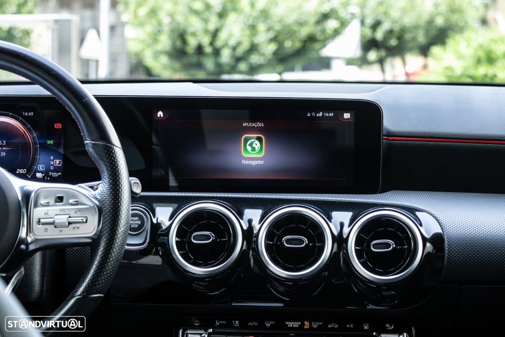 Mercedes-Benz A 250 e AMG Line - 40