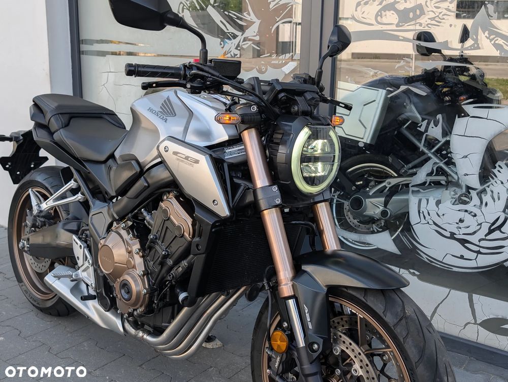 Honda CBF - 20