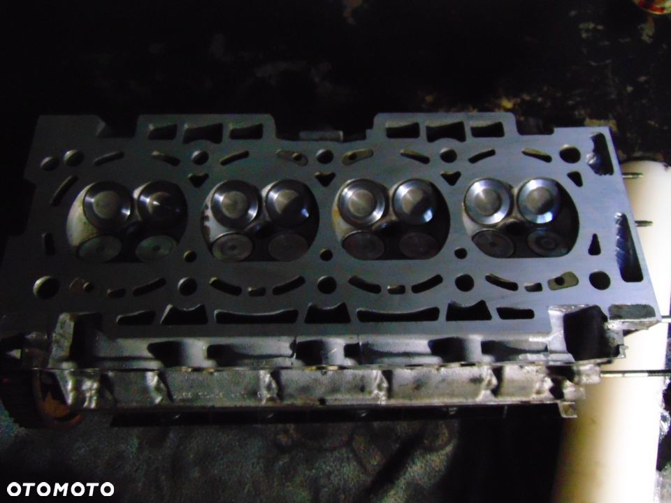 Głowica Peugeot 308 2,0 16 v po regeneracji - 1