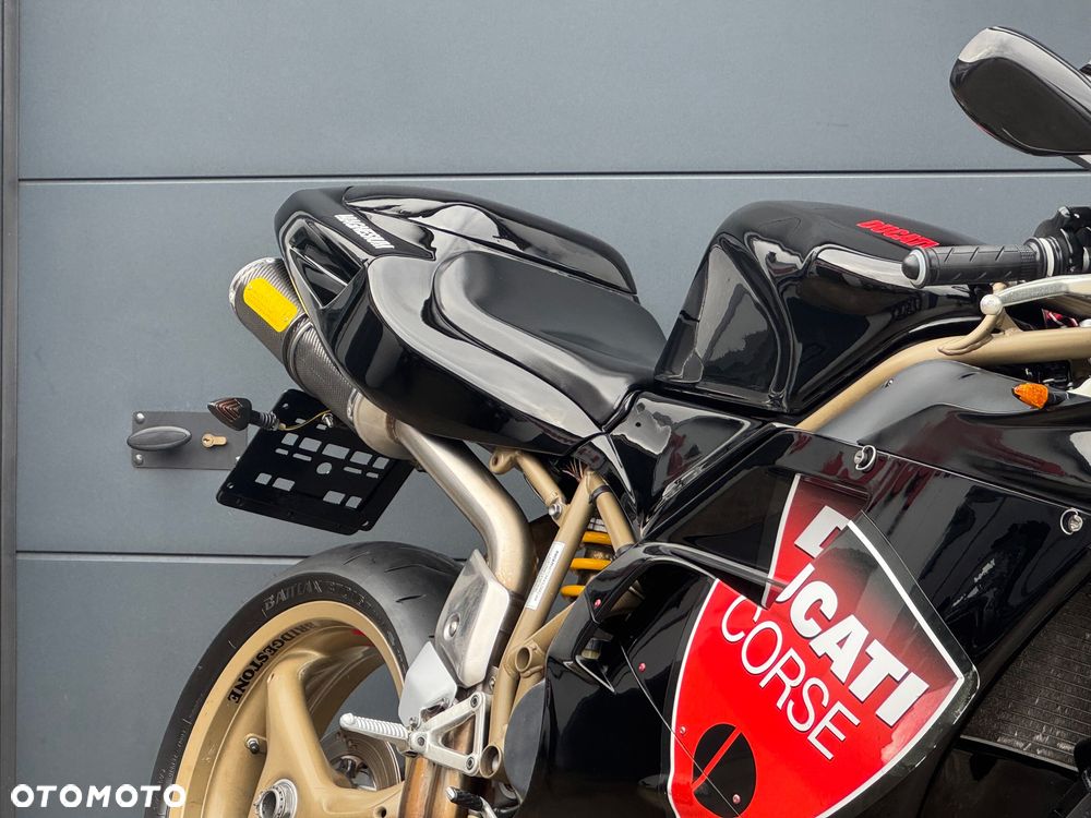 Ducati 748 - 7
