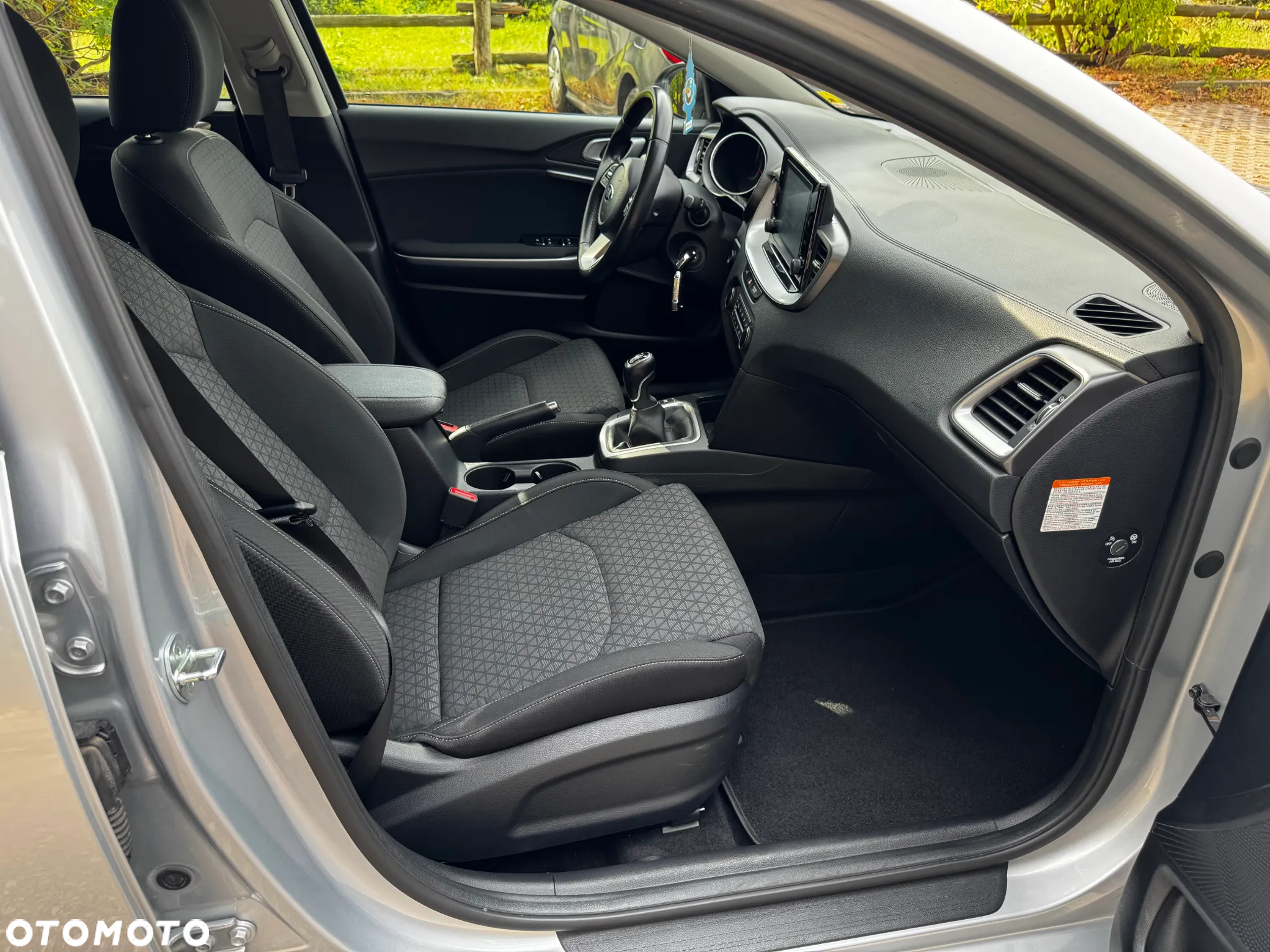 Kia Ceed 1.6 CRDi SCR L Business Line - 23