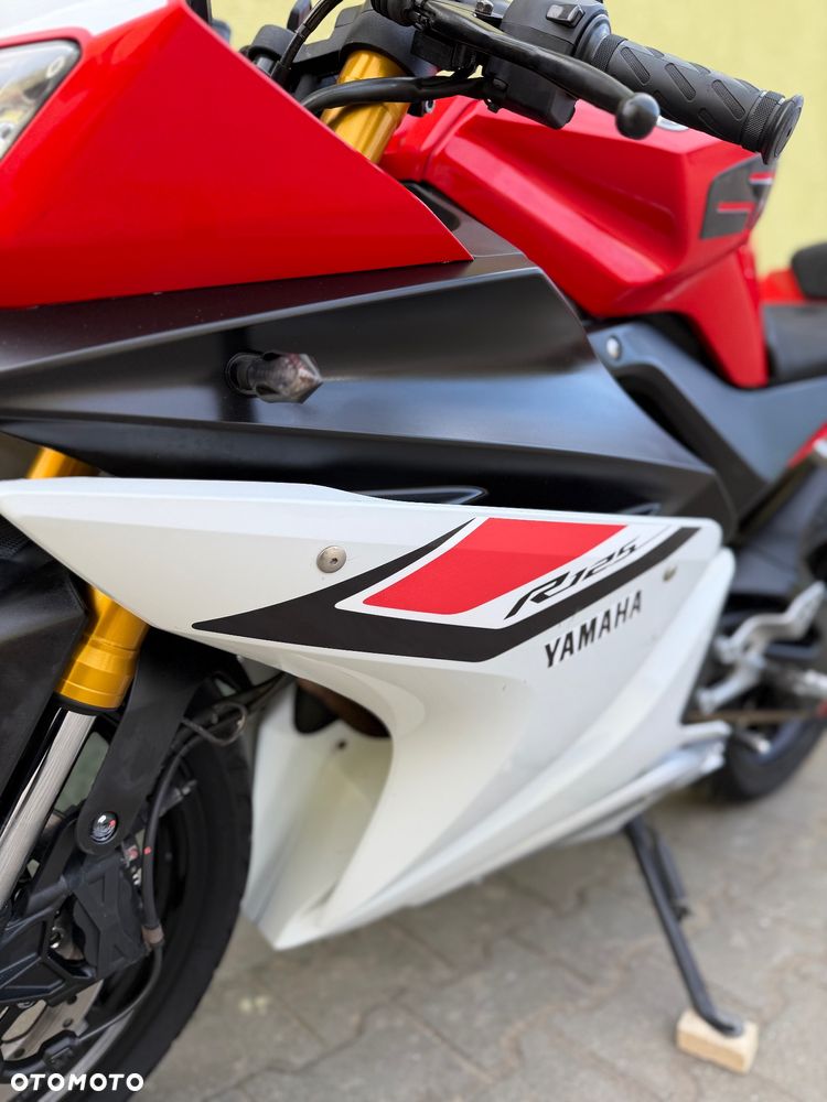 Yamaha YZF - 30