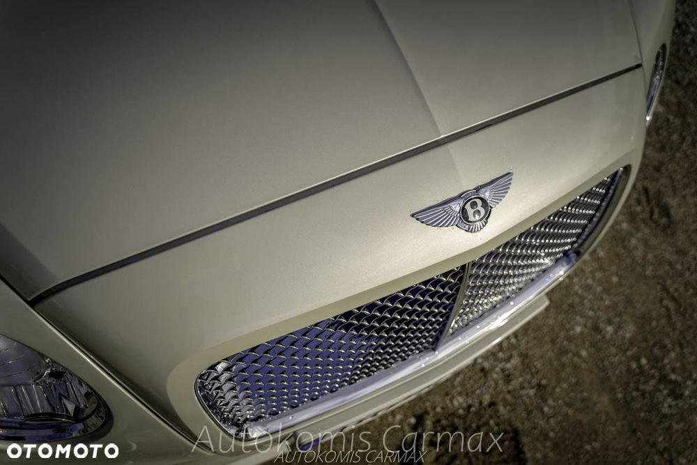 Bentley Continental GT - 14