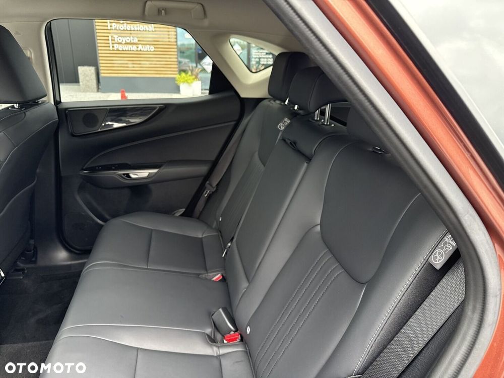Lexus NX 350h Prestige AWD - 14