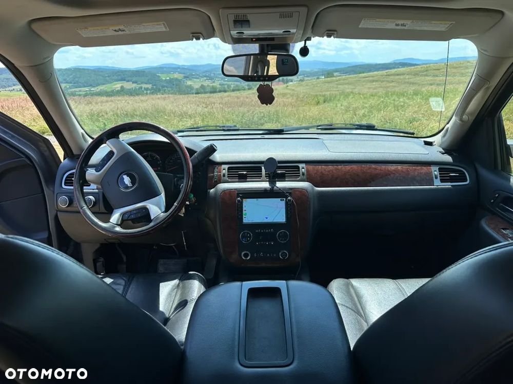 Chevrolet Avalanche - 12