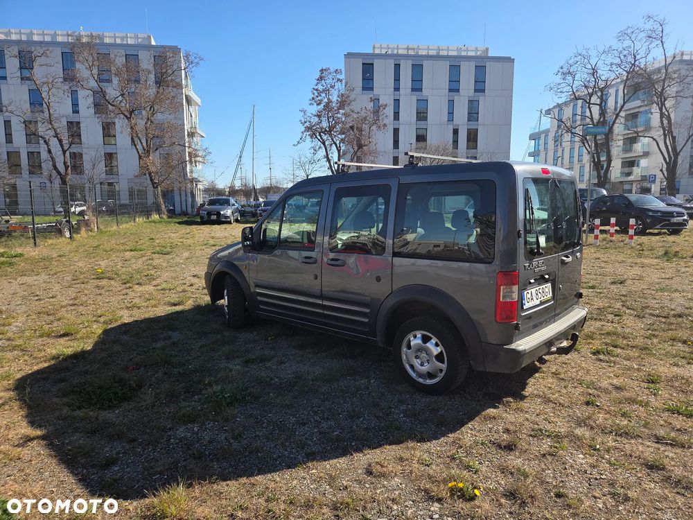 Ford Tourneo Connect - 3