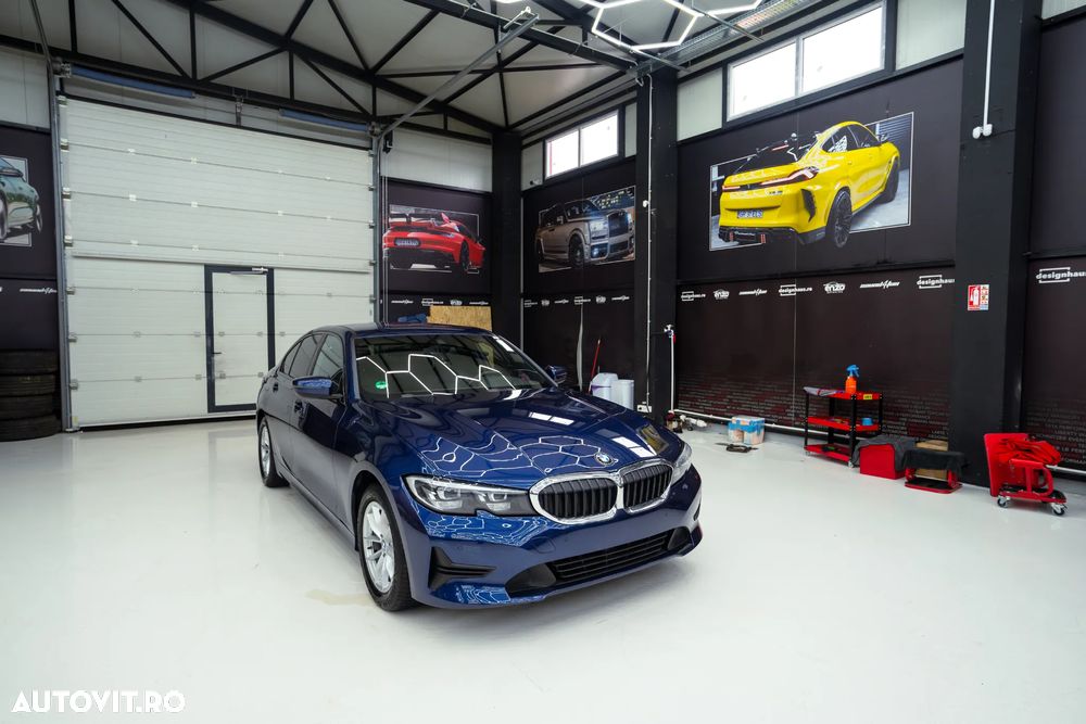 BMW Seria 3 318d Aut. - 13