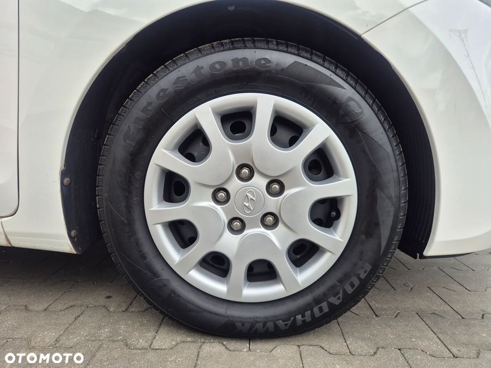 Hyundai i30 1.4 Classic + - 11