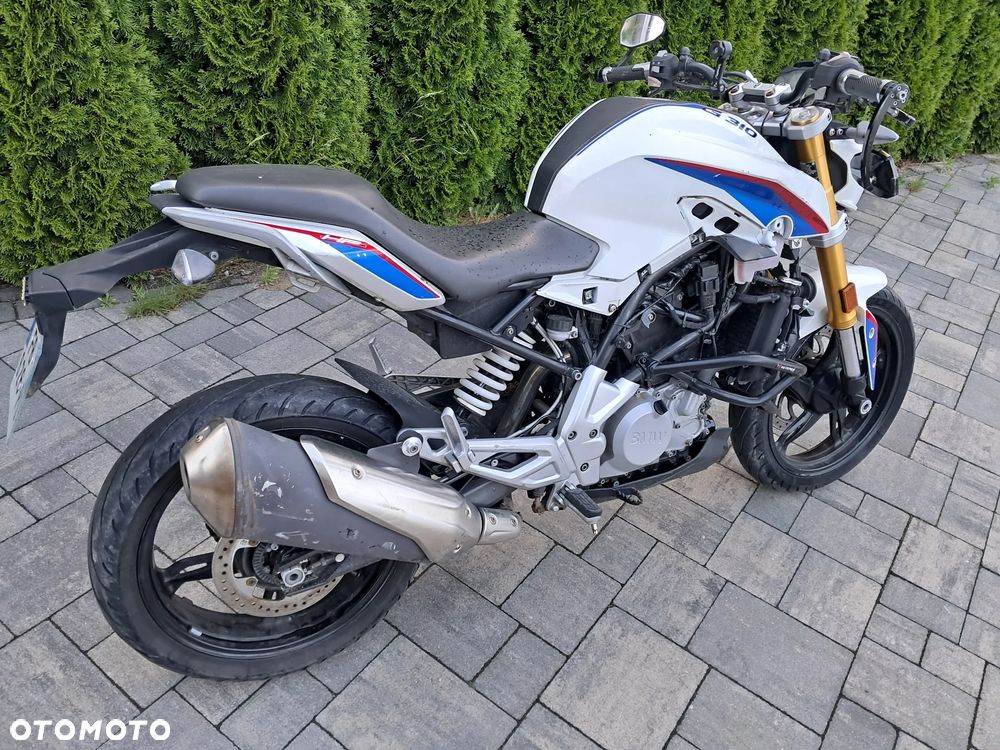 BMW G - 6