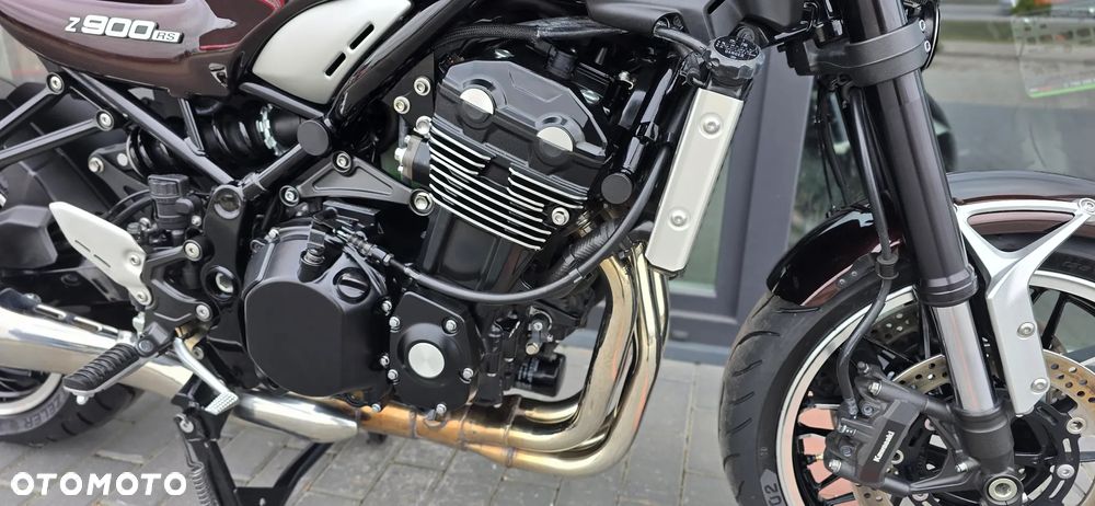 Kawasaki Z 900 RS - 9