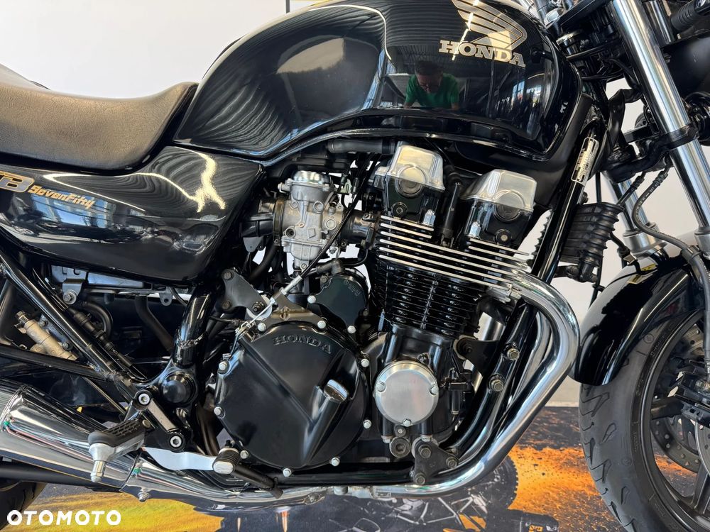 Honda CB - 29
