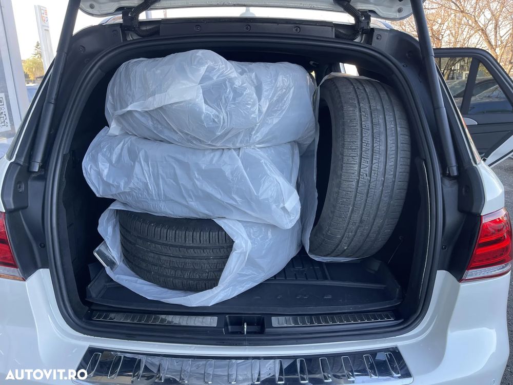 Mercedes-Benz GLE - 23