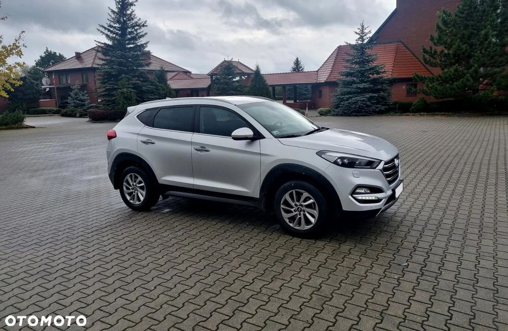 Hyundai Tucson 1.6 GDI BlueDrive Style 2WD - 2