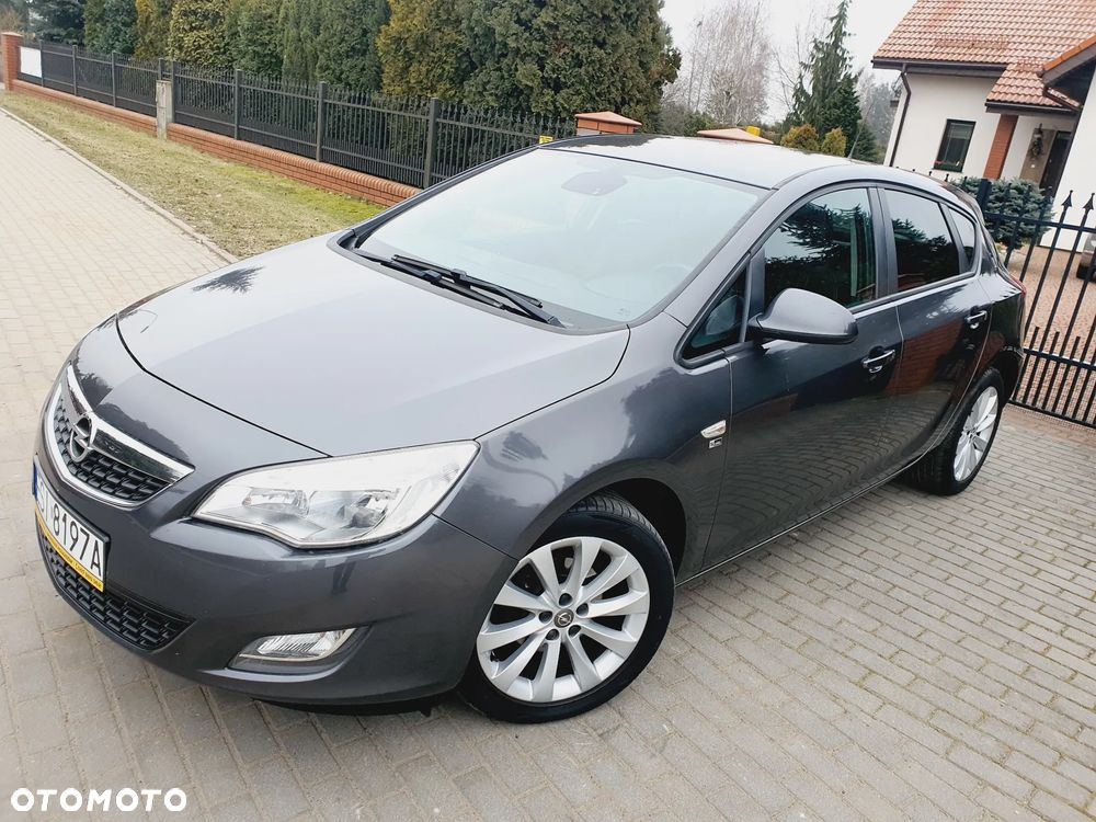 Opel Astra 1.4 Turbo - 9