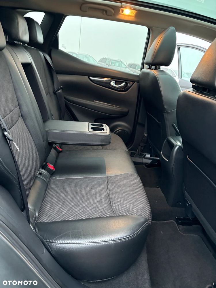 Nissan Qashqai 1.2 DIG-T TEKNA+ - 12