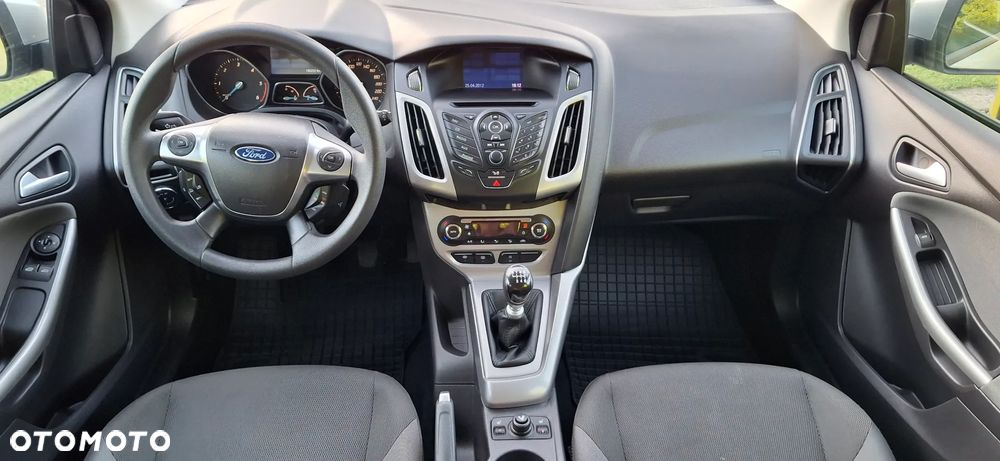Ford Focus - 14