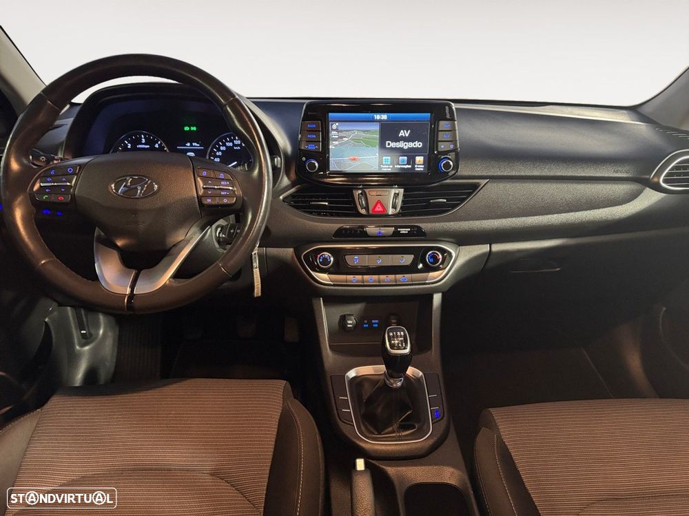 Hyundai i30 SW 1.6 CRDi Comfort - 10