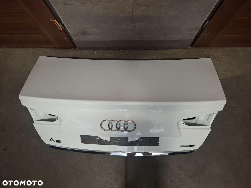 Klapa bagażnika Audi A6C7 sedan 2015 rok kolor LS9R - 2
